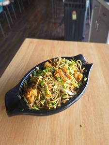 Manchurian Noodles