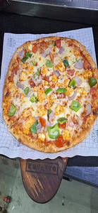 Paneer Tikka Pizza