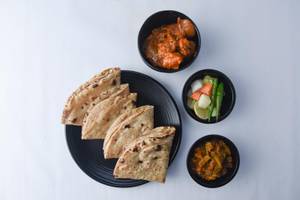 Paneer do pyaja+4pic Butter Roti+salad 