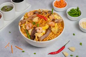 Chilli Garlic Pork Noodles