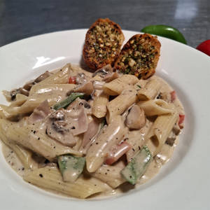 Funghi Sauce Pasta non veg
