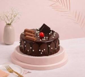 Kitkat Cake [500 Gm]