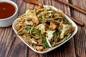 Egg Chicken Chowmein