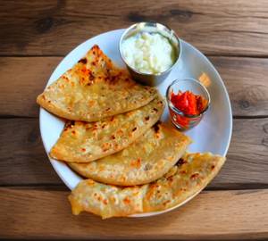 Paneer paratha combo