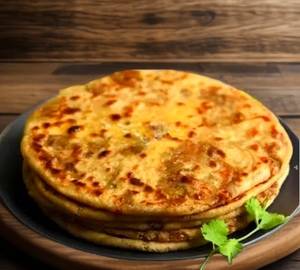 Aalu stuffed pratha with aachar