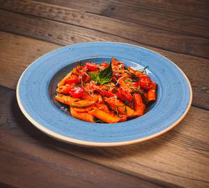 Red Sauce Pasta (Indian Style) (Penne)