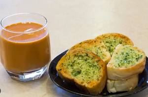 Garlic Bread + Any Mojito/ice Tea