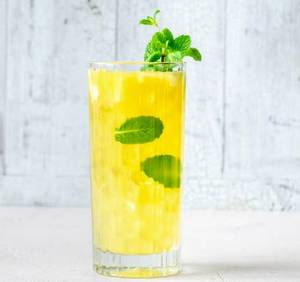 Pineapple Punch Mojito