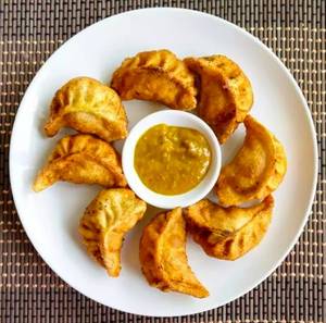 Fried Momos [6 Pcs]
