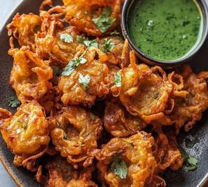 Aloo Pyaaz Pakoda