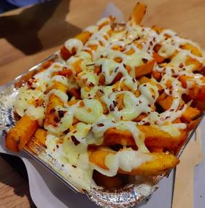 Peri Peri French Fries [with Cheese Dip]