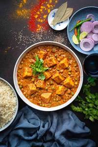 Matar paneer