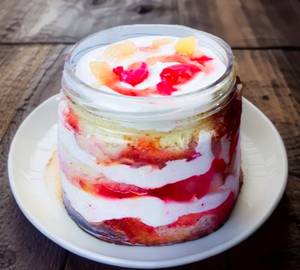 Strawberry Jar Cake