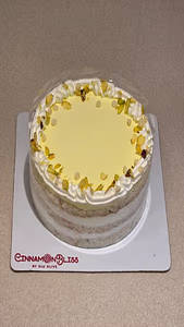 Classic Pineapple Cake (500 Gms)