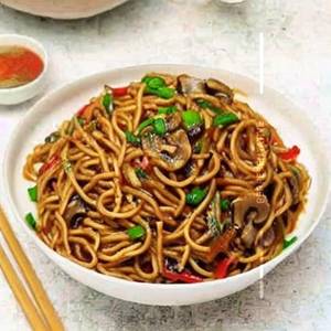 Mushroom Schezwan Noodles