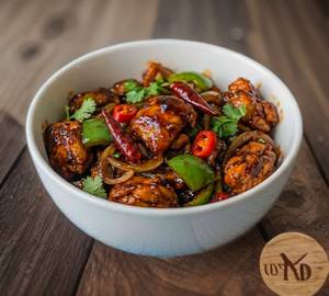 Chicken Tossed in BBQ sauce