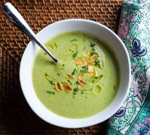 Broccoli Almond Soup