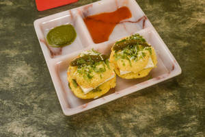 Paneer Dhokla 2pcs