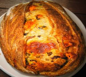 Jalapeno Cheddar Loaf (550 Gms)