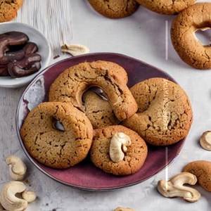 Cashew nut cookies
