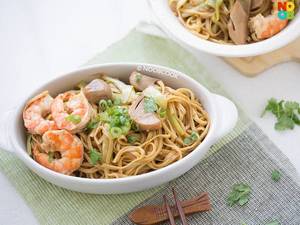 Prawn E-fu Noodles