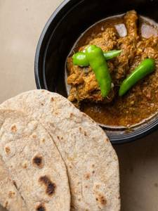 Tawa Roti & Chicken Dehati Combo (Half)