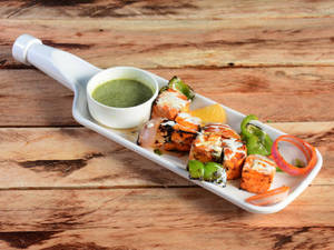 Paneer Tikka 3 Pcs + Dahi Kachuber