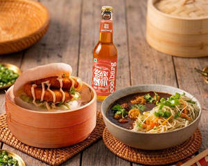 Veg Manchurian Noodles Meal Combo (bao + Drink)