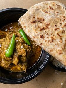 Paratha & Chicken Dehati Combo (Half)