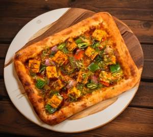 Paneer Pizza Slice