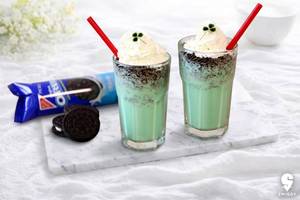 Mint and Oreo Milkshake