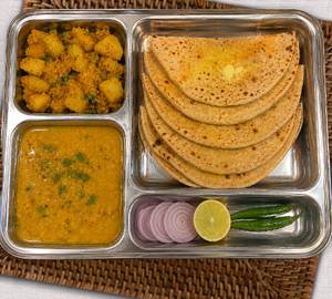 5 Roti Butter, Daal Sabji And Salad