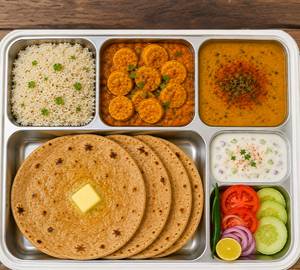 5 Roti Butter, Rice, Daal, Gatta Masala, Salad