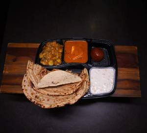 Rozana Thali