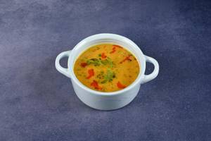 Charred Bell Pepper And Lentil Curry