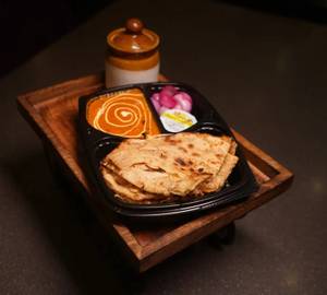 Tiffin-Paneer Butter Masala+2 Laccha Paratha