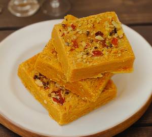Ghee Besan Batasha