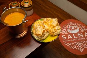 Bun Parotta (2 Pcs)