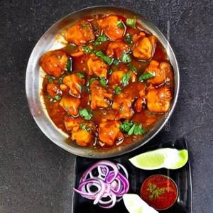 Gobhi Manchurian (gravy)