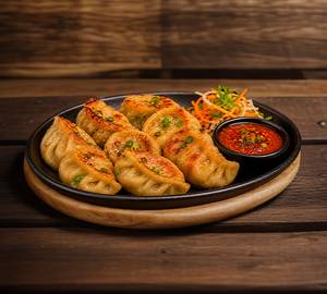 Pan Fried Momos Cheese[6 Pcs]