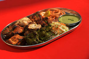 Chicken Tikka Platter - 8 Pcs