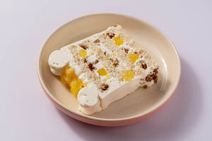 OG Pineapple Cake - Slice