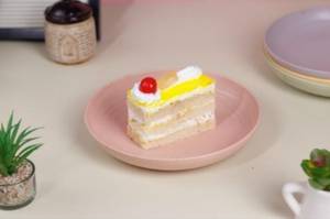 Spl Pineapple E/L Pastry