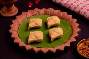 Nalen Gurer Sondesh [4 Pieces]