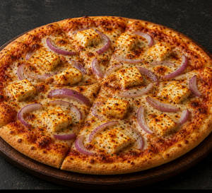 Onion & Paneer Pizza With Makhni Sauce