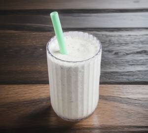 Vanilla milkshake
