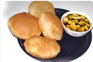 Jeera aloo with poori