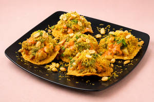 Sev Puri (6pcs)