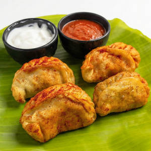 Paneer Fried Peri Peri Momos 4 Pcs