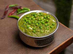 Mattar Palak